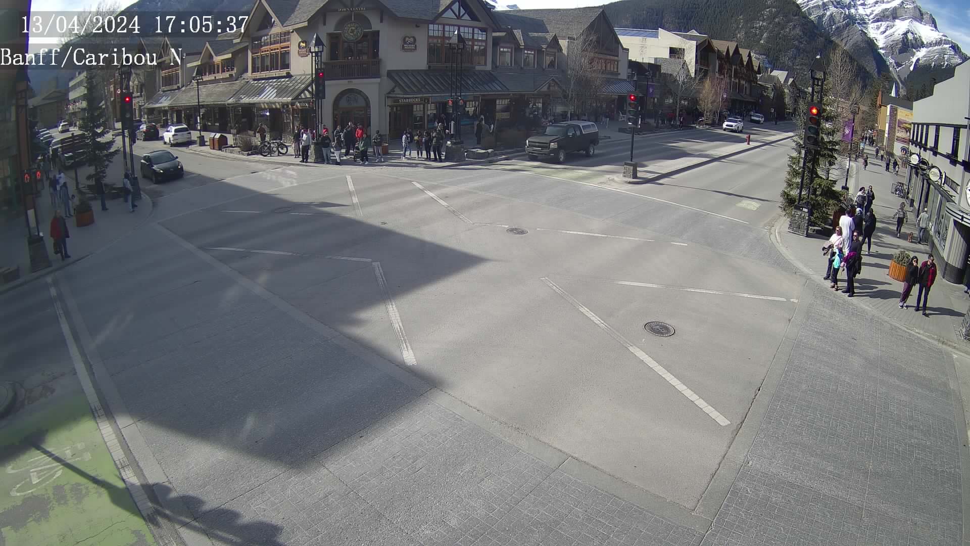Banff Ave and Caribou St Traffic Camera
