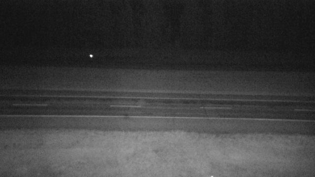 Traffic Cam Yellowhead County: Hwy 16: Near Obed Summit Player