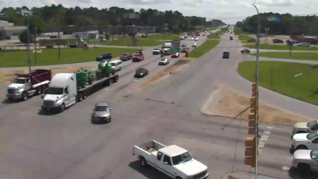 Traffic Cam Dothan › South: DTH-CAM--A Player
