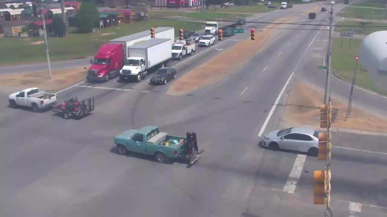Traffic Cam Dothan › East: DTH-CAM--A Player