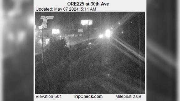 Traffic Cam Goshen: ORE225 at 30th Ave Player
