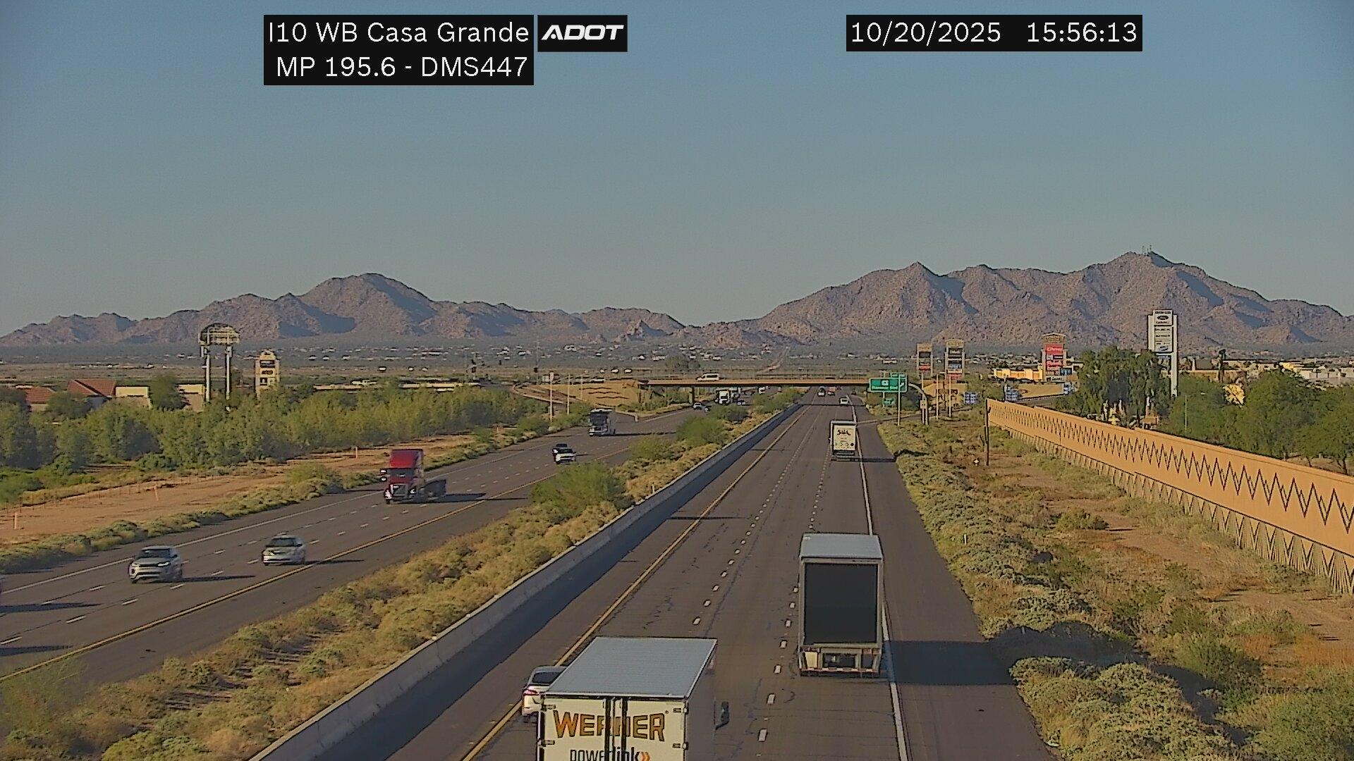 Traffic Cam Casa Grande › West: I-10 WB 195.60 Player