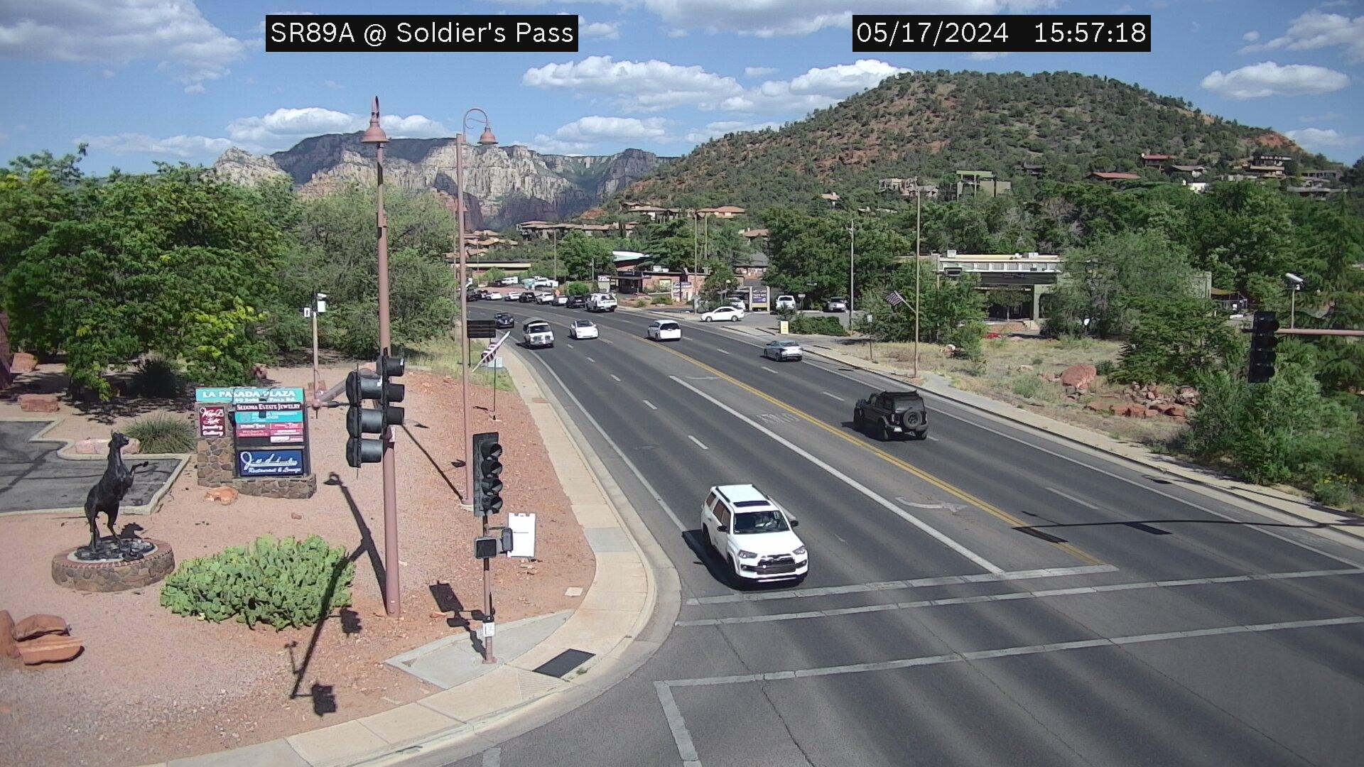 Traffic Cam West Sedona › North: SR-89A NB 371.60 @Andante Dr Player
