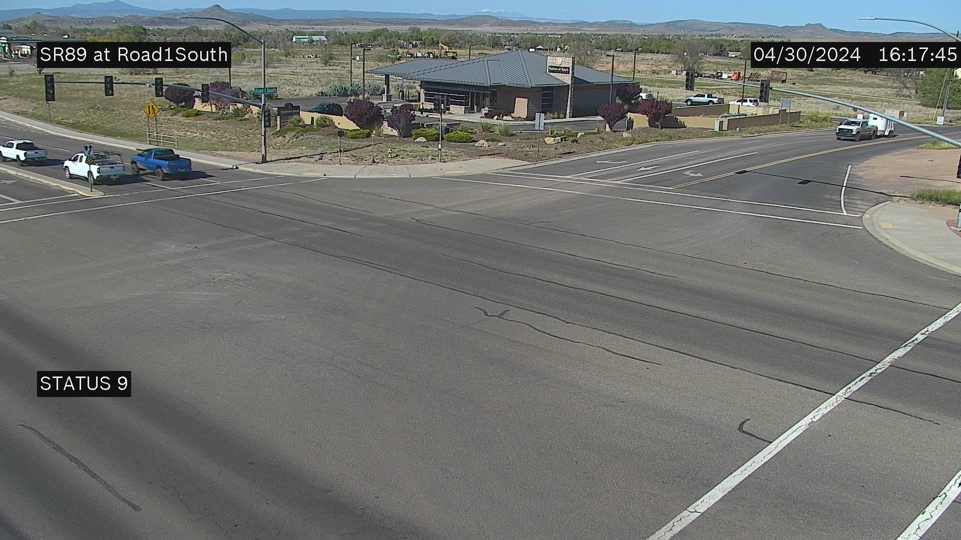 Traffic Cam Chino Valley › North: SR-89 NA 326.71 @Road 1 South Player