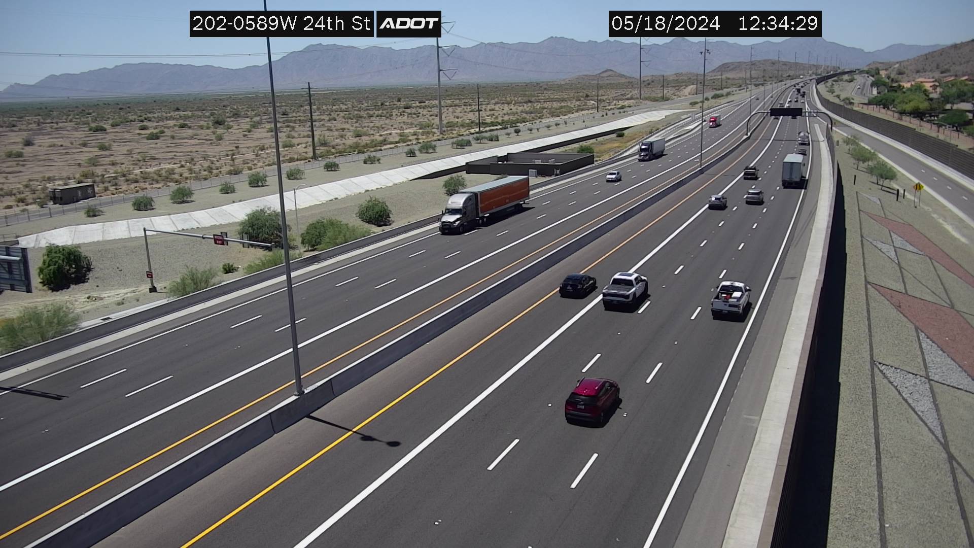 Traffic Cam L-202 WB 58.91 @24th St -  Westbound Player