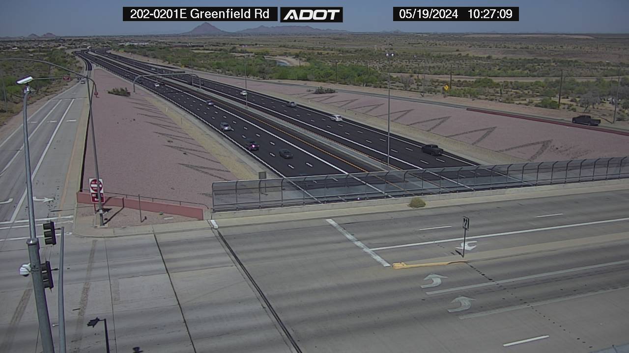 Traffic Cam L-202 EB 20.12 @Greenfield -  Eastbound Player