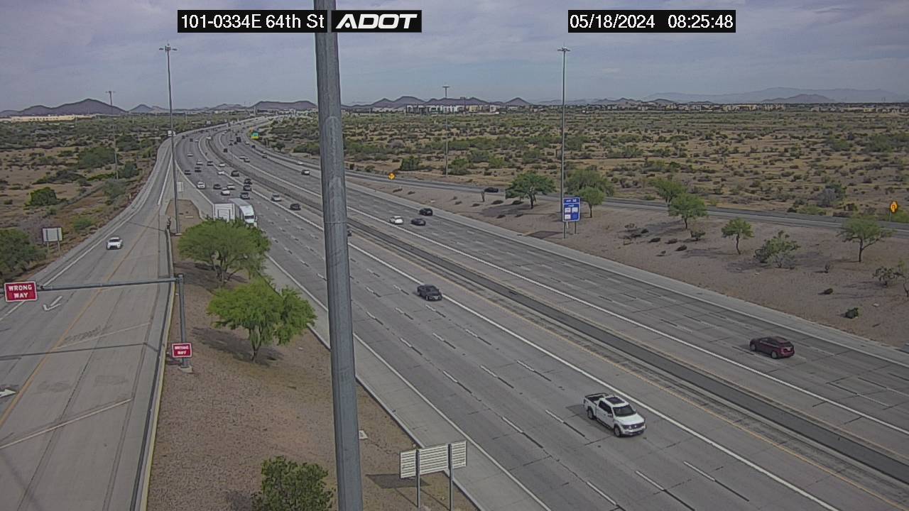 Traffic Cam L-101 EB 33.47 @64th St. -  Eastbound Player