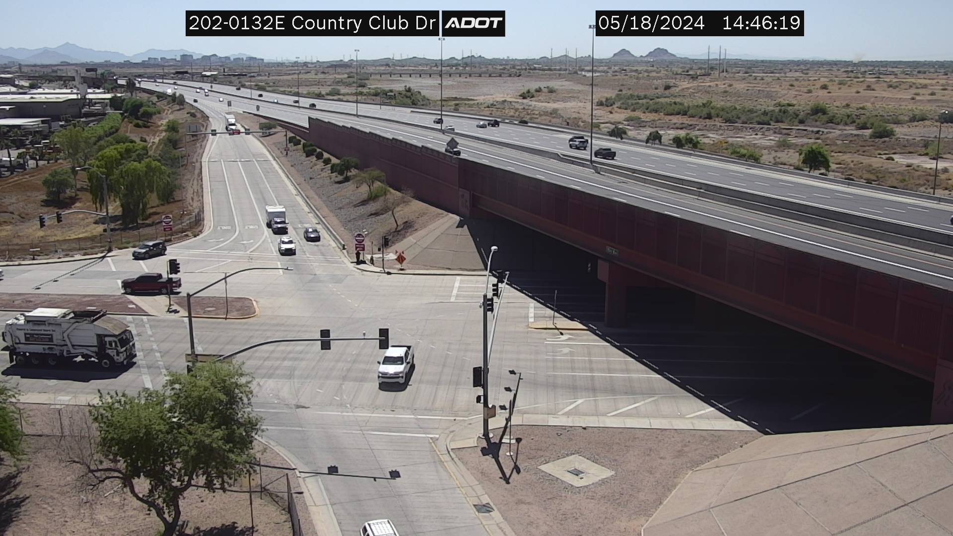 Traffic Cam L-202 EB 13.26 @Country Club Dr. -  Eastbound Player
