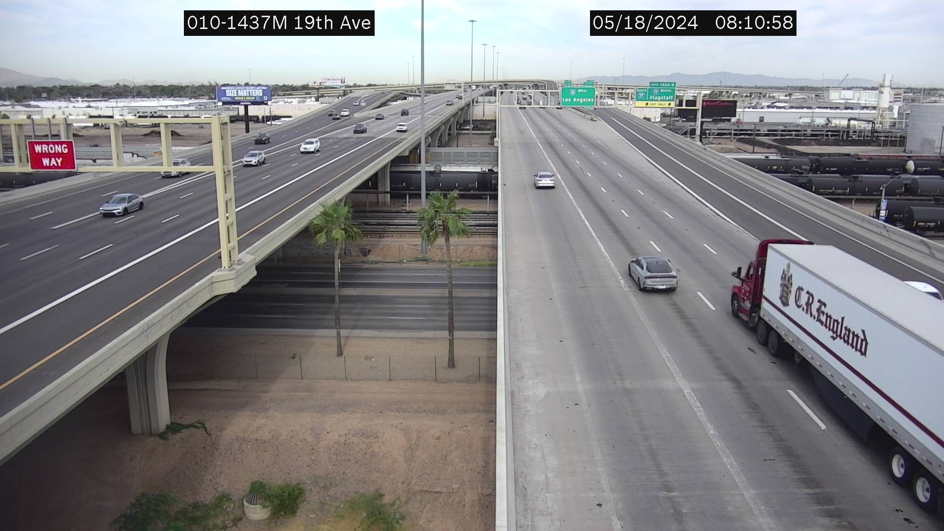 Traffic Cam I-10 M 143.73 @19th Ave      -       Player