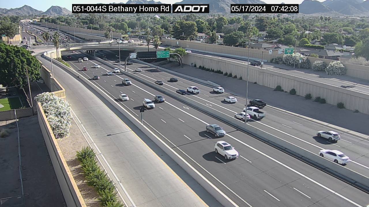 SR-51 SB 4.48 @Bethany Home -  Southbound Traffic Camera