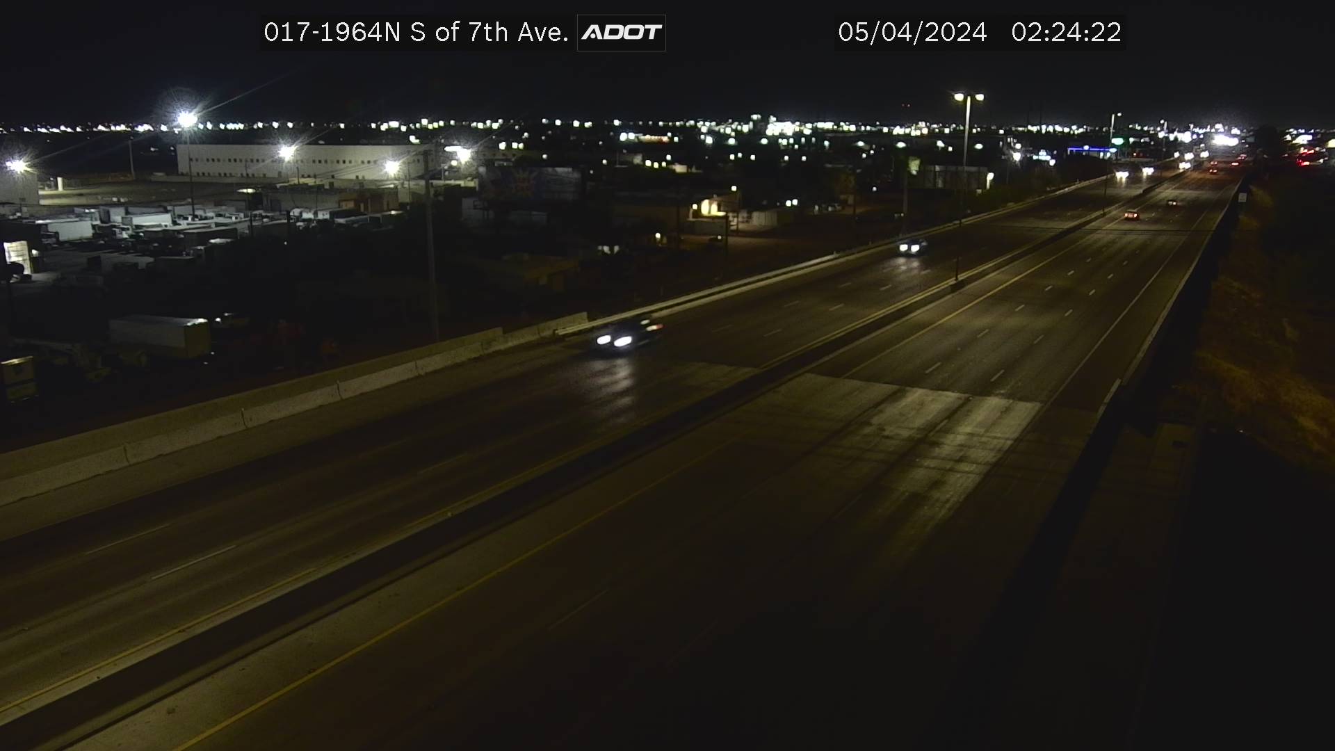 Traffic Cam I-17 SB 196.41 @S of 7th Ave -  Southbound Player