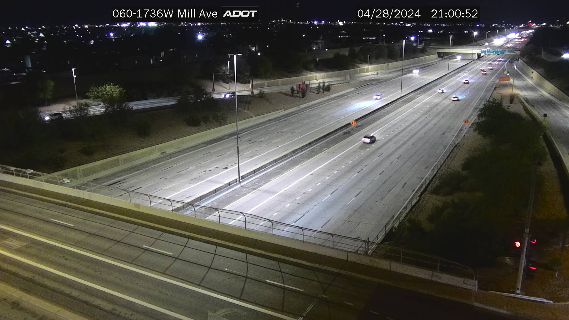 Traffic Cam US-60 WB 174.07 @Mill -  Westbound Player