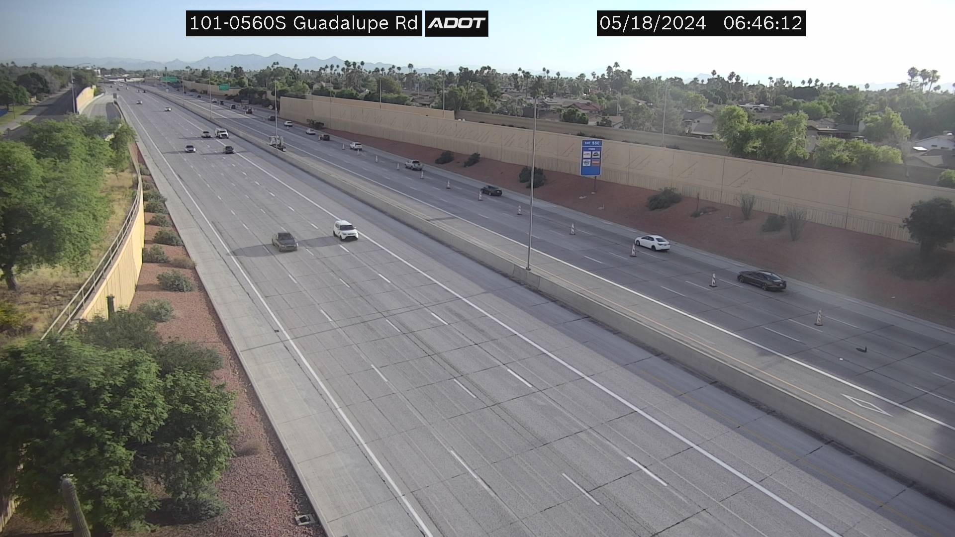 Traffic Cam L-101 SB 56.08 @Guadalupe -  Southbound Player