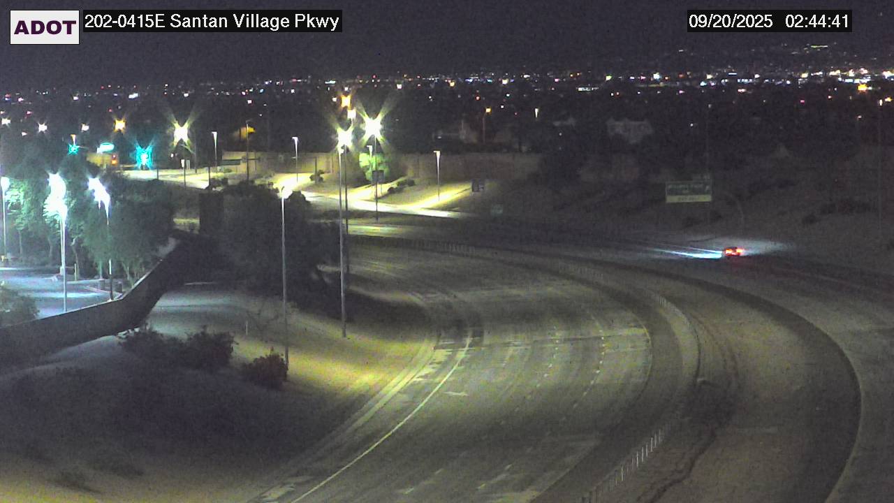 Traffic Cam L-202 EB 41.52 @Santan Village Pkwy -  Eastbound Player