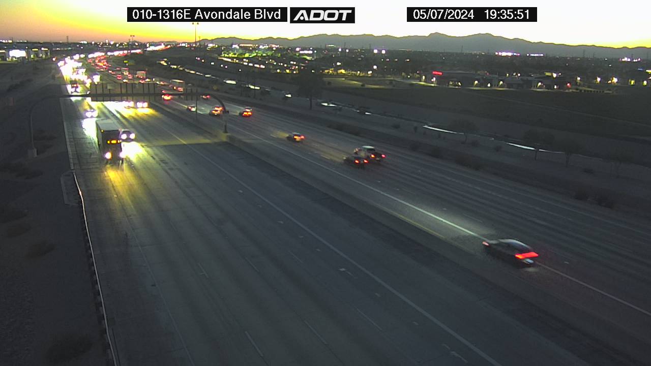 Traffic Cam I-10 EB 131.67 @Avondale 115th ave -  Eastbound Player
