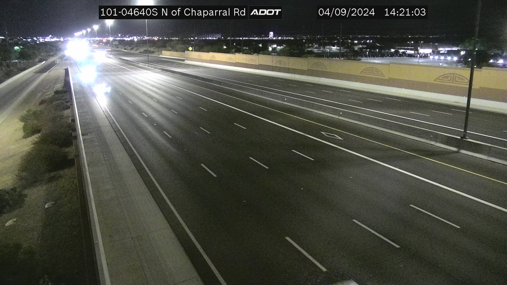 Traffic Cam L-101 SB 46.40 @N of Chaparral -  Southbound Player