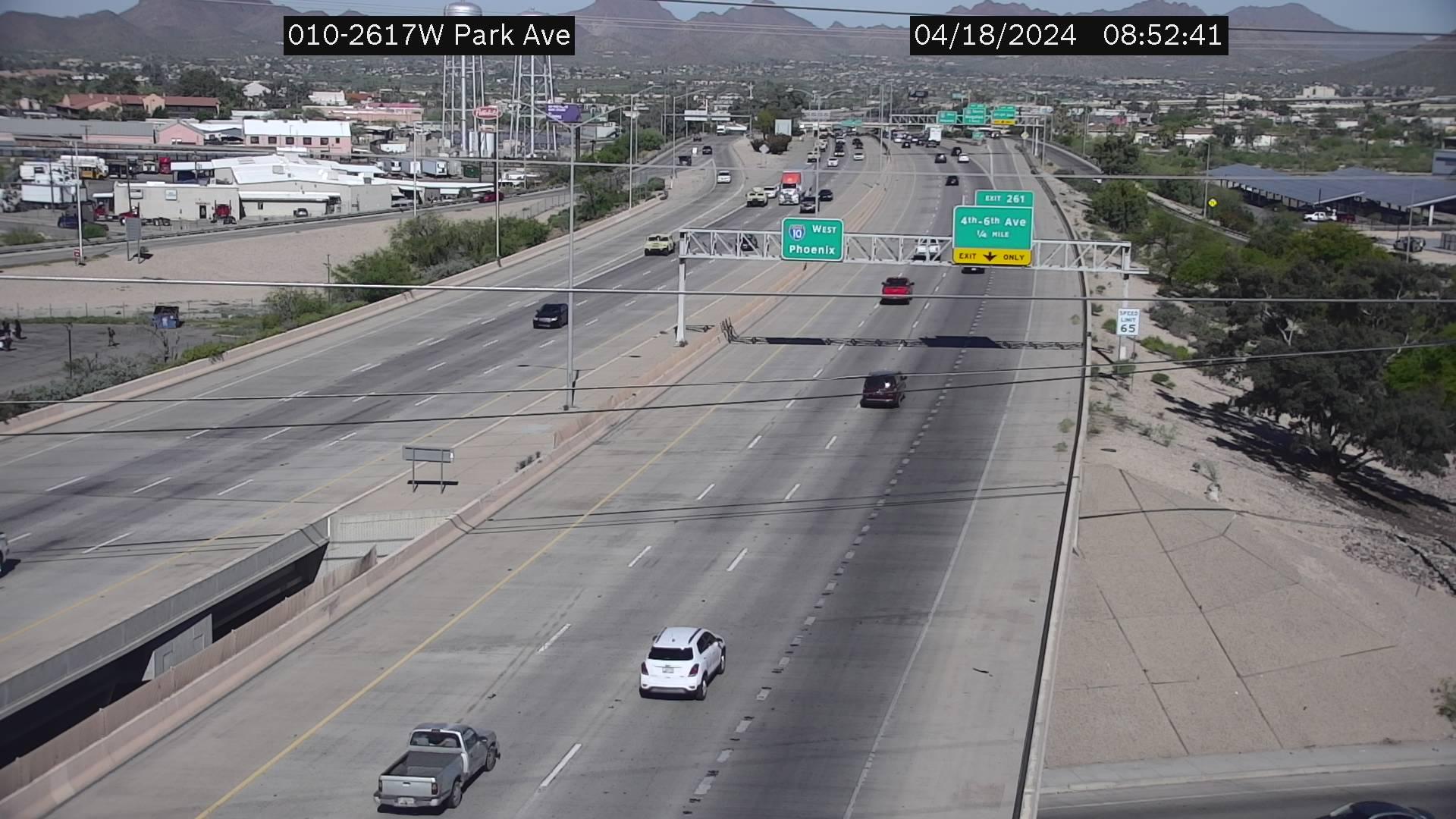 Traffic Cam Tucson › West: I-10 WB 261.75 @Park Player