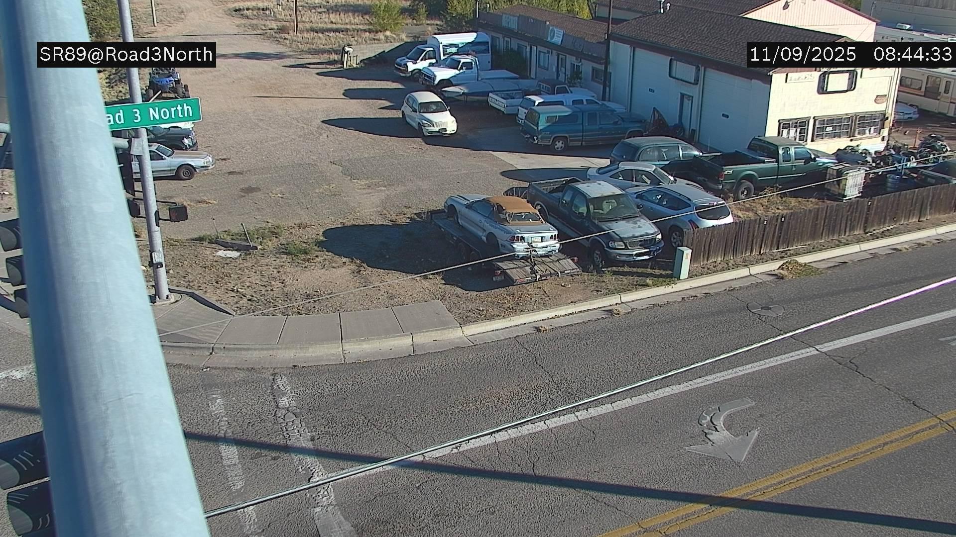 Traffic Cam Chino Valley › North: SR-89 NA 329.30 @Road 3 North Player