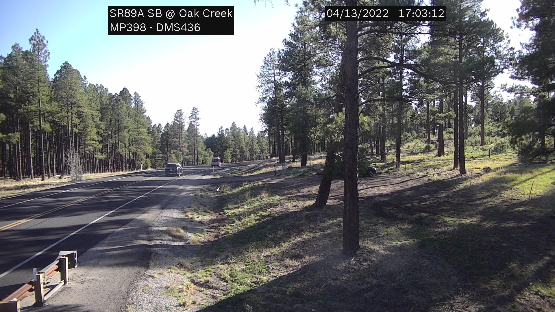 Pine Del Estates › South: SR-89A SB 398.00 @Oak Creek Traffic Camera
