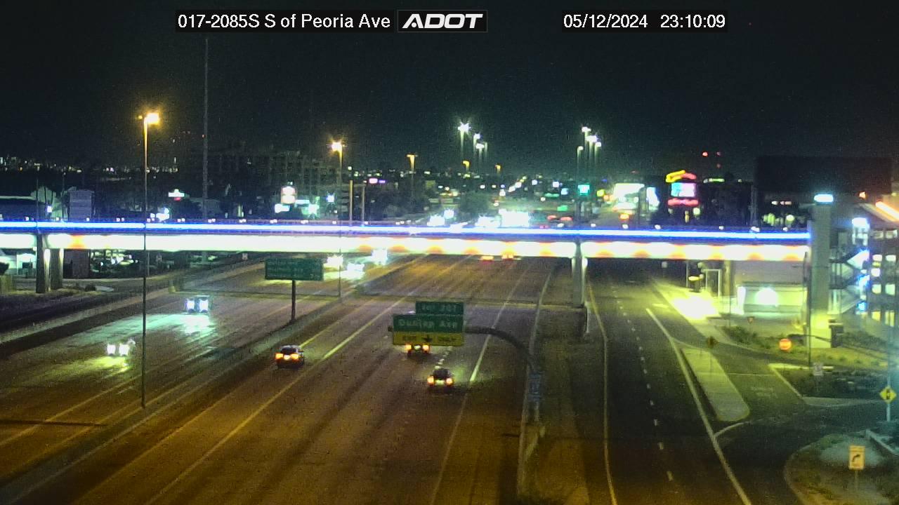 Traffic Cam Phoenix › South: I-17 SB 208.50 @S of Peoria Player