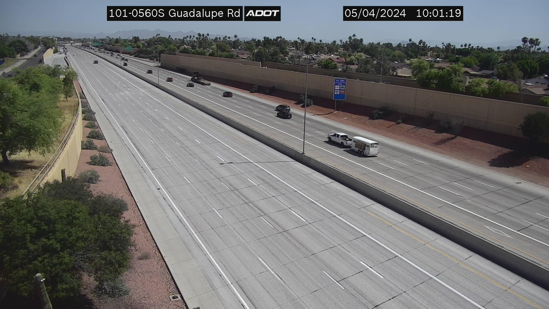 Traffic Cam Tempe: Loop 101 @ Gaudalupe in the East Valley Player