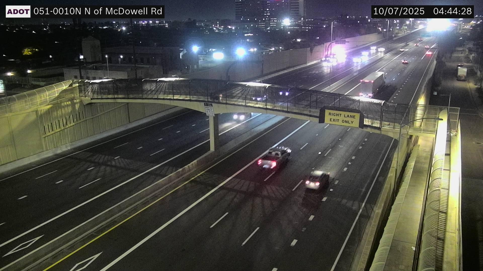 Traffic Cam Camelback Trailer Ranch › North: SR-51 NB 1.00 @N of McDowell Player