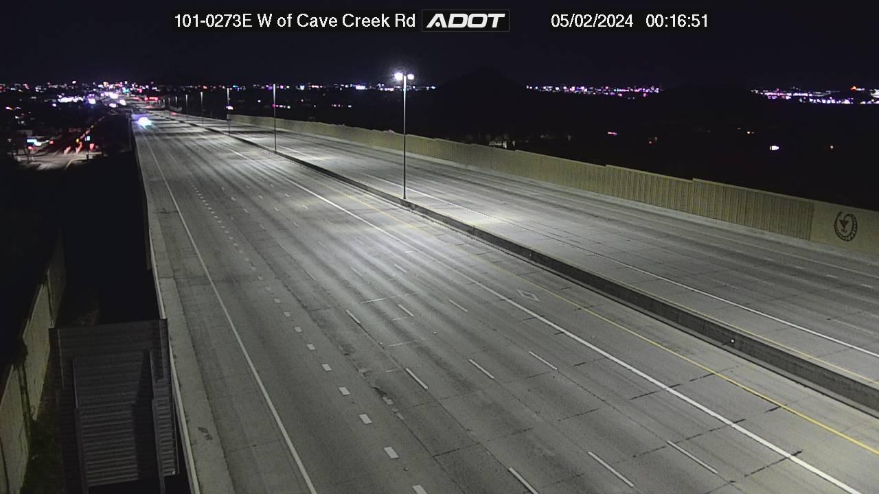 Traffic Cam Phoenix › East: I-101 EB 27.30 @W of Cave Creek Rd Player