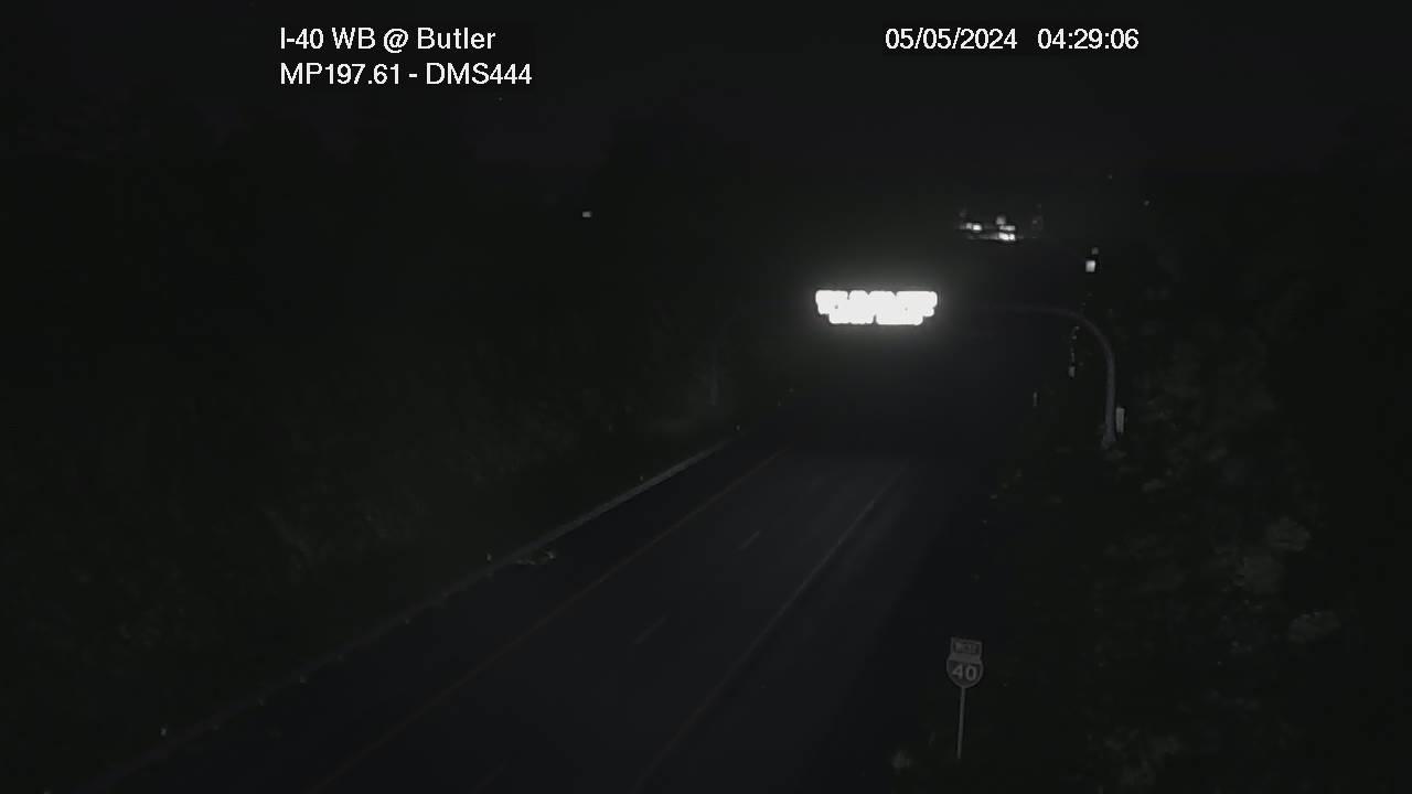 Traffic Cam Flagstaff › West: I-40 WB 197.61 @Butler Player