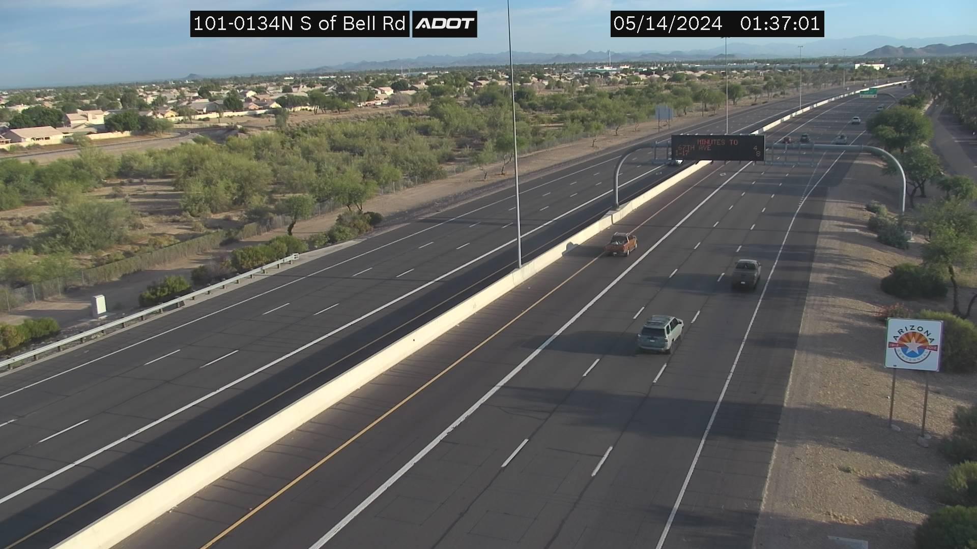 Traffic Cam Peoria › North: I-101 NB 13.40 @S of Bell Rd Player