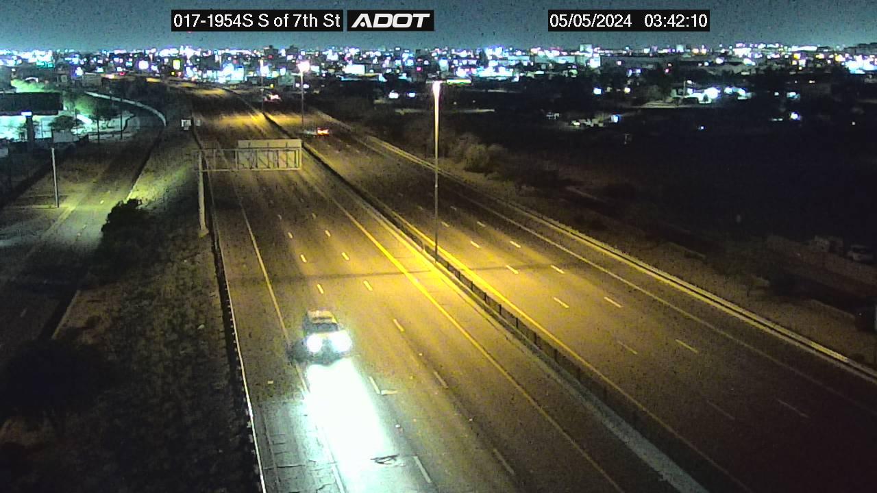 Traffic Cam Central City › South: I-17 SB 195.40 @S of 7th St Player