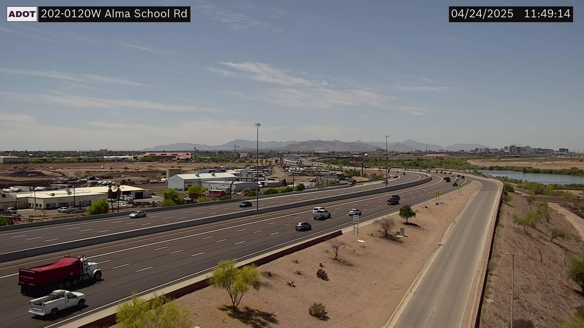 Traffic Cam Salt River › West: SR-202 WB 12.00 @Alma School Rd Player