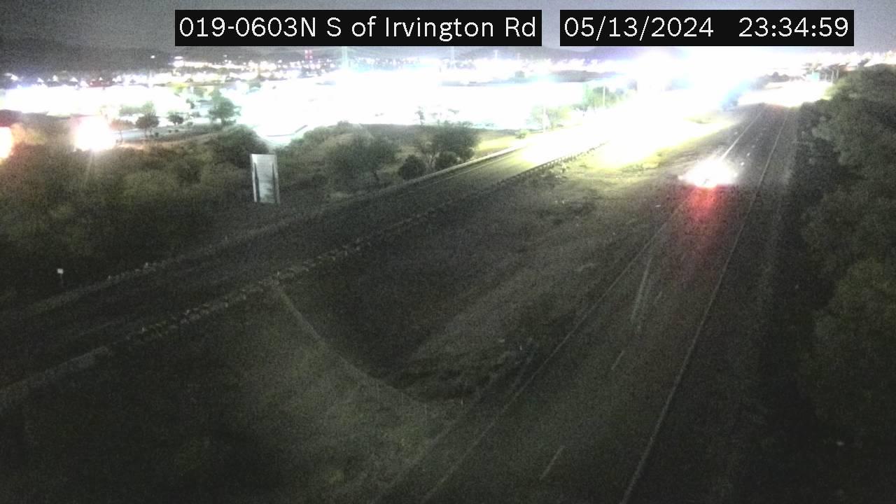Traffic Cam Tucson › North: I-19 NB 60.30 @S of Irvington Rd Player