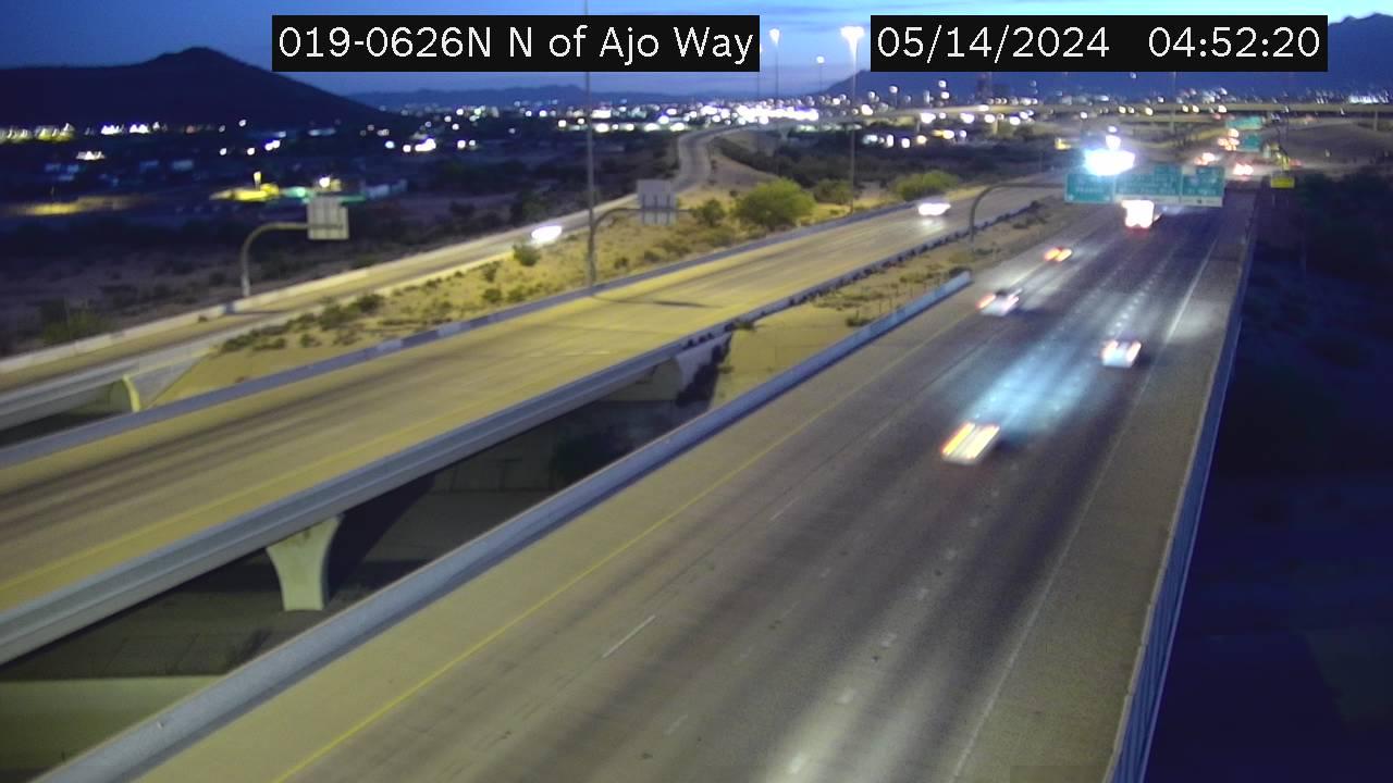 Traffic Cam Tucson › North: I-19 NB 62.60 @N of Ajo Way Player