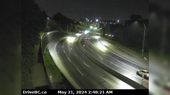 Traffic Cam Vancouver › South-West: Hwy 1, south end of Ironworkers Memorial Bridge, looking eastbound toward the Cassiar Tunnel Player