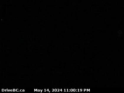 Traffic Cam Hwy-16, about 5 km east of Fort Fraser, looking east. (elevation: 800 metres) Player