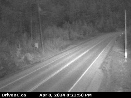 Traffic Cam Hwy-3, about 1.4 km east of Bromley Rock Provincial Park, looking west. (elevation: 565 metres) Player
