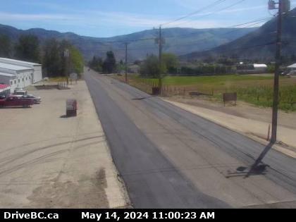 Traffic Cam Hwy-3 at Keremeos Bypass Rd, looking east. (elevation: 444 metres) Player