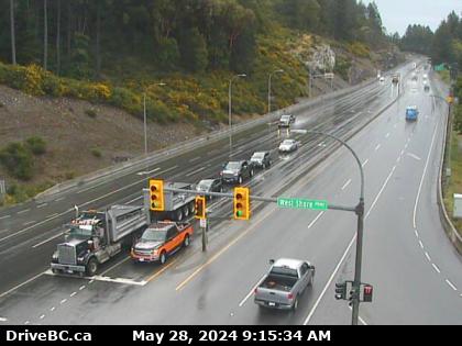 Traffic Cam Hwy-1 at West Shore Parkway, looking southbound towards Victoria. (elevation: 69 metres) Player