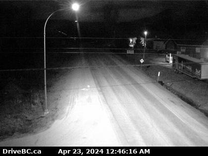 Traffic Cam Hwy-16, in Moricetown at Beaver Road, looking south. (elevation: 400 metres) Player