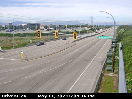 Traffic Cam Hwy-17 at Salish Sea Drive (48<sup>th</sup> St), looking east. (elevation: 3 metres) Player