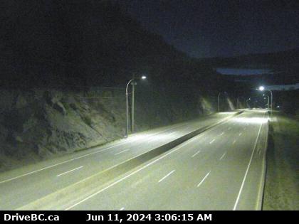 Traffic Cam Hwy-5, about 7 km north of Zopkios Brake Check, looking north. (elevation: 1230 metres) Player