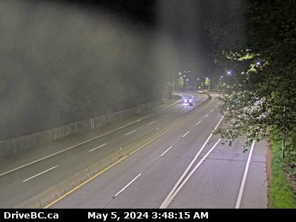 Hwy-1 at Hadden Drive ramp for Taylor Way, looking west. (elevation: 62 metres) Traffic Camera