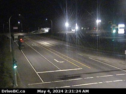 Traffic Cam Hwy-4 at Alberni Hwy-(Hwy-4A) junction, about 2 km west of Coombs, looking north. (elevation: 124 metres) Player