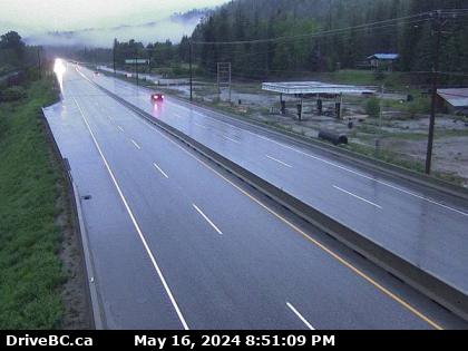 Traffic Cam Hwy-1 near Perry River Bridge, about 30 km east of Sicamous, looking west. (elevation: 384 metres) Player