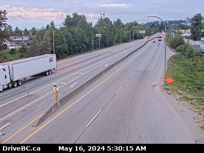 Traffic Cam Hwy-17 (South Fraser Perimeter Rd) at Bridgeview Dr, looking west. (elevation: 5 metres) Player