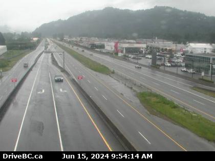 Traffic Cam Hwy-1 at Evans Road overpass near Chilliwack, looking west. (elevation: 15 metres) Player