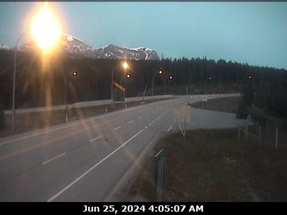 Traffic Cam Hwy-1, at Hwy-93 South junction, looking west. (elevation: 1459 metres) <div style='font-size:8pt;font-style:italic'> <br>Images provided by Parks Canada and Alberta Motor Association with the BC Ministry of Transportation and Infrastructure. </div> Player