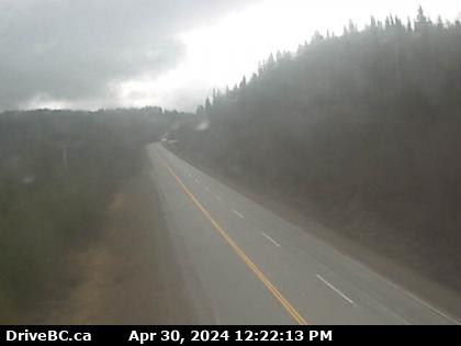 Traffic Cam Hwy-16, about 32 km east of Burns Lake, looking east. (elevation: 729 metres) Player