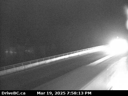 Hwy-1, 40 km west of Golden, near the Quartz Creek bridge, looking east. (elevation: 1080 metres) Traffic Camera