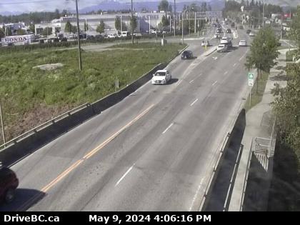 Traffic Cam Hwy-1 at Mt. Lehman Rd, looking north. (elevation: 101 metres) Player